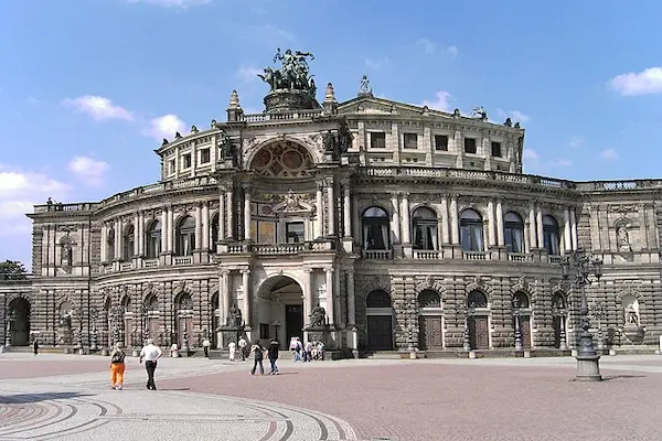 Semperoper in Dresden in Sachsen