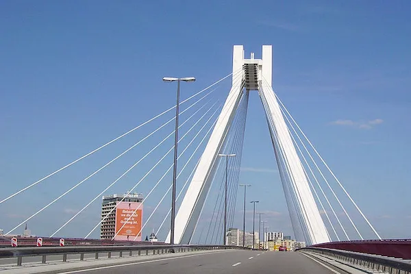 Pylonbrücke der Stadt Ludwigshafen am Rhein in Rheinland-Pfalz