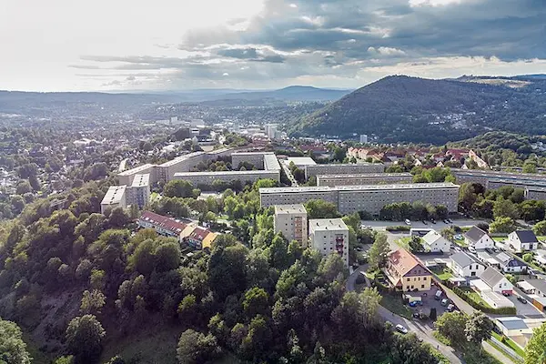 Luftbildaufnahme der Stadt Suhl in Thüringen