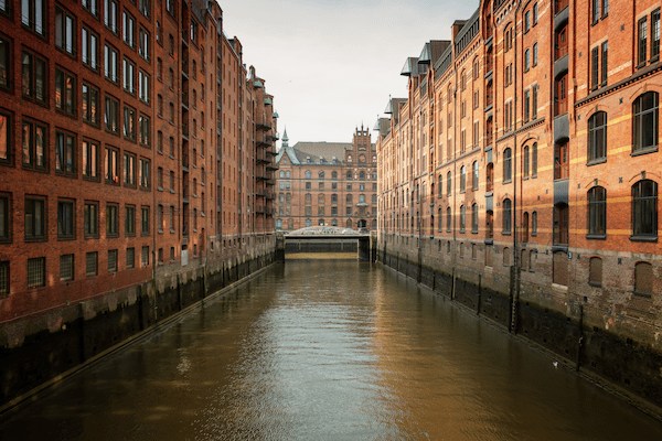 Standort Arbeitsmedizin und Arbeitssicherheit in Hamburg - Aufnahme der Speicherstadt